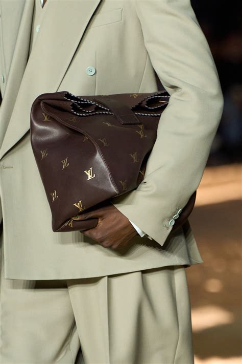 scurire louis vuitton|louis vuitton collection.